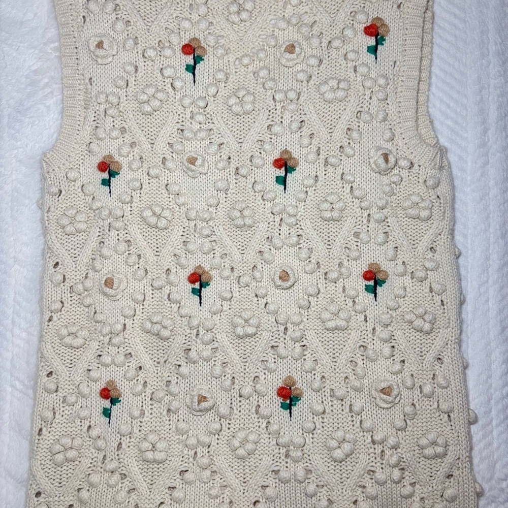 ZARA Cream Knit Bobble Sweater Vest Floral Embroidered Chunky Cottagecore Size M - Picture 4 of 4